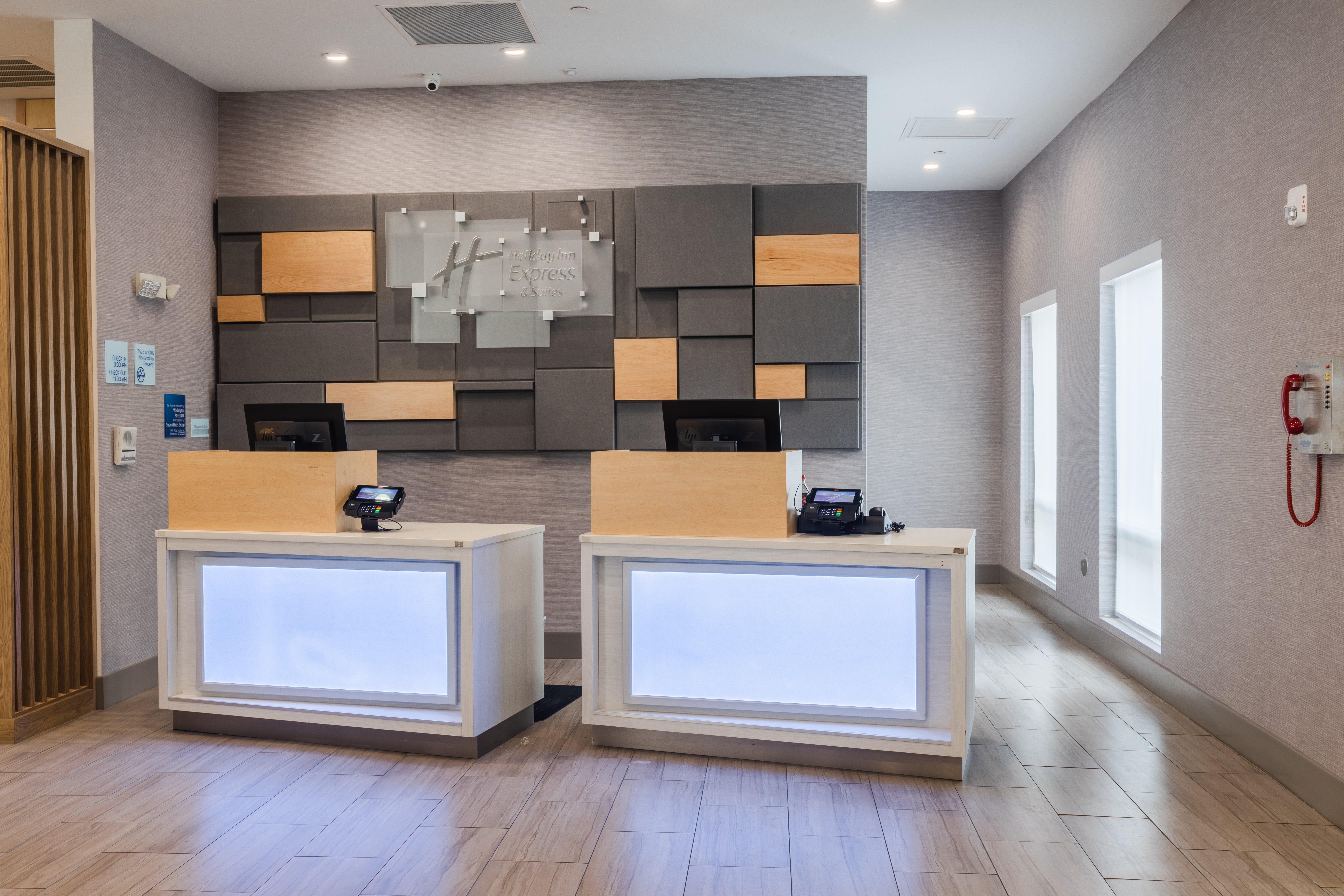 Holiday Inn Express & Suites Columbia Downtown The Vista By Ihg Exterior photo